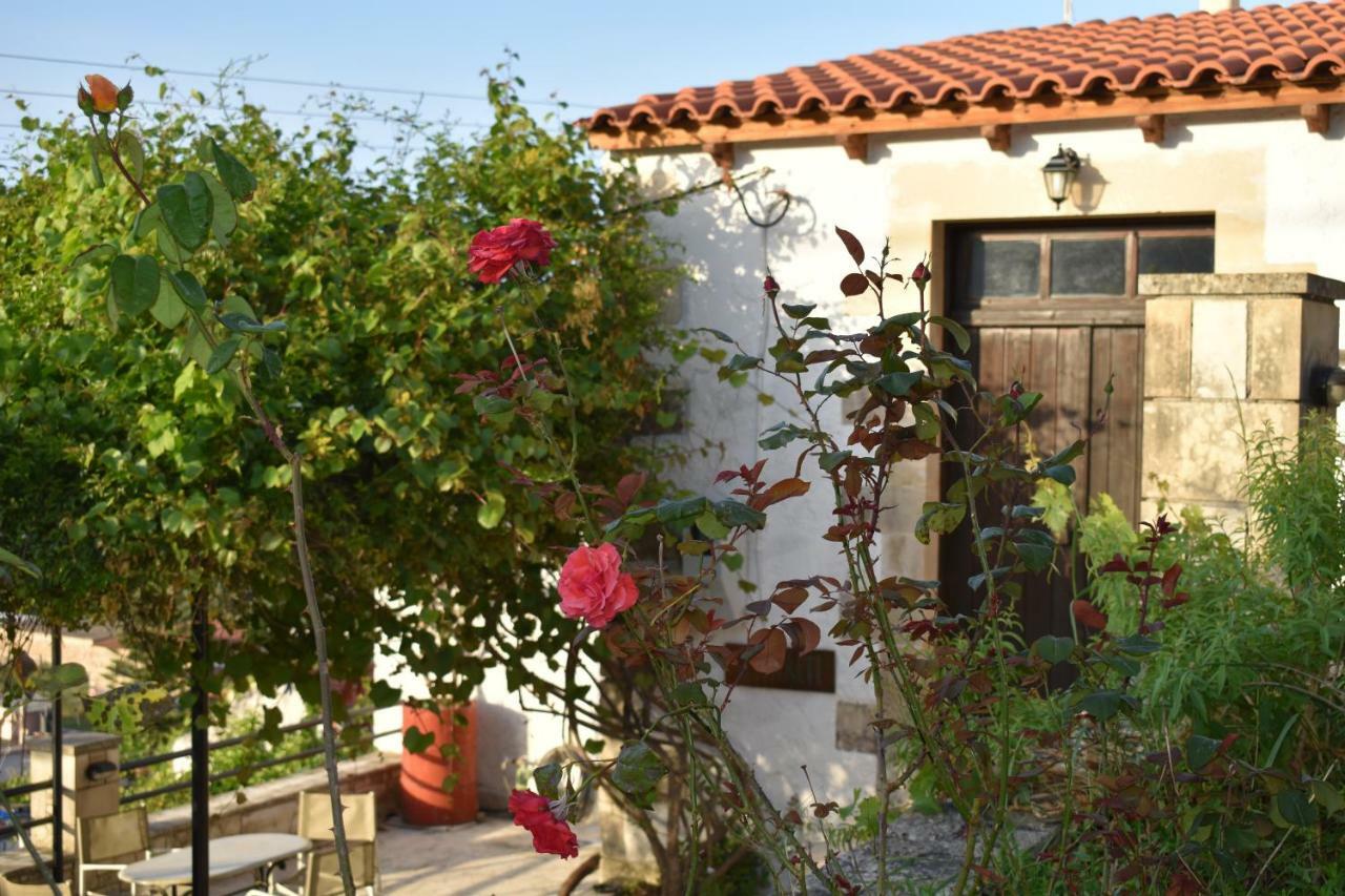 Makhairoí Fenareti Village House מראה חיצוני תמונה